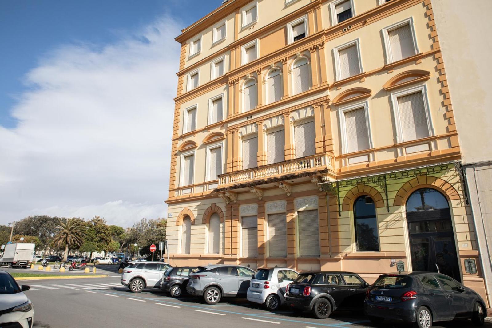 "Burlamacca" Luxury Apartment فياريجيو المظهر الخارجي الصورة